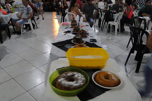 Foto: JB Treinamento | Jantar na noite do flashback do Grupo de Dança Extravasa