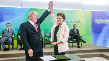 Sem meias palavras Dilma Rousseff afirma | golpes começam assim, sobre grampos | JB Treinamento