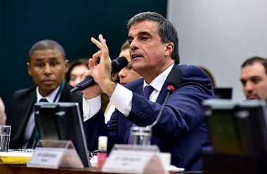 Não vai ter golpe X Fora Dilma | Foto: Zeca Ribeiro/Câmara dos Deputados