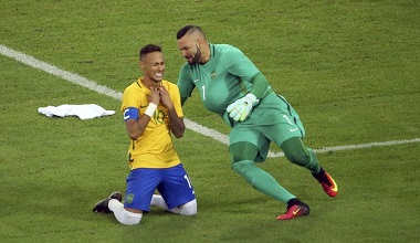 Futebol brasileiro  tambm ouro olmpico | Neymar e Wewerton herois | Foto: Gety Images