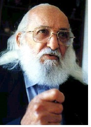 Paulo Freire (1921-1997). Credito da imagem: Direitos Humanos